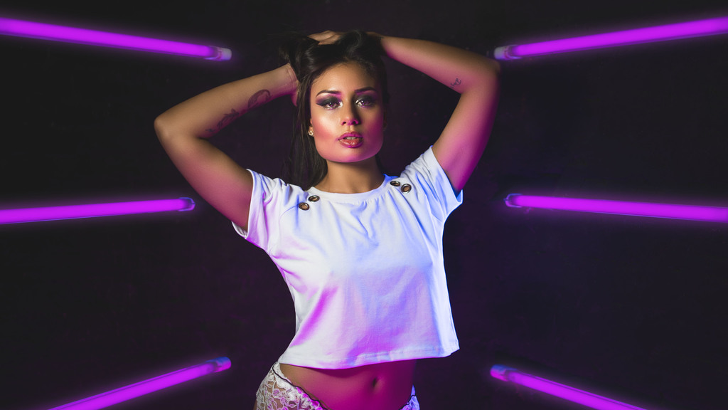  online at GirlsOfJasmin