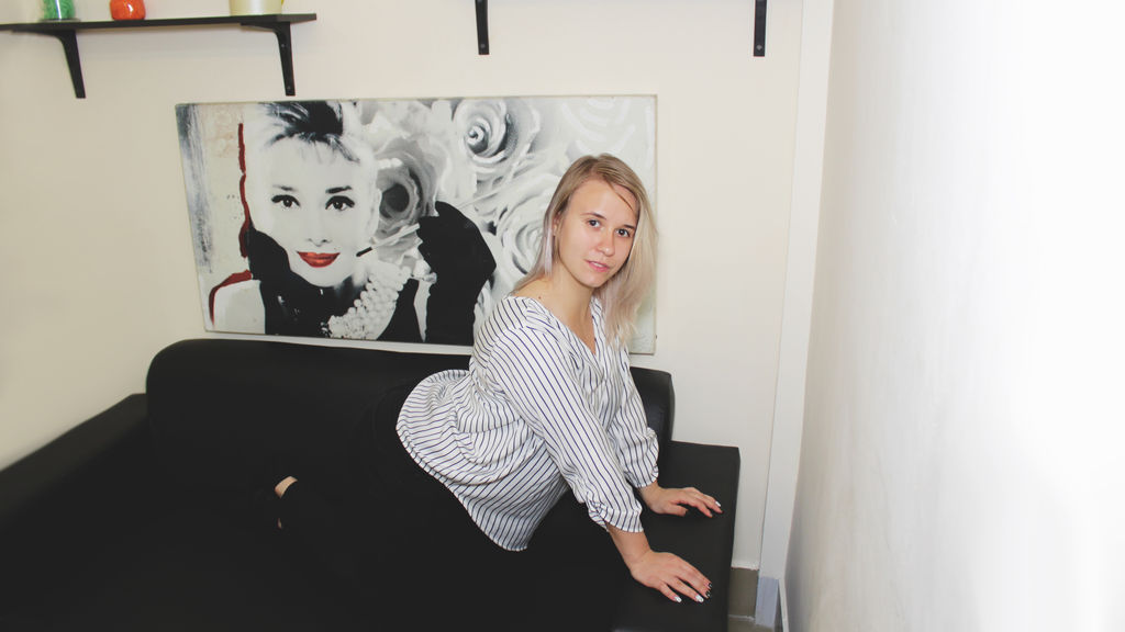 KatalinaPure's profile from Jasmin at GirlsOfJasmin'